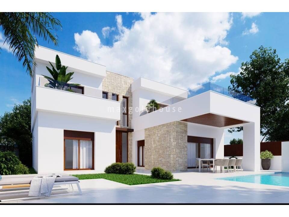 Chalet de 4 habitaciones en Los Montesinos en venta con piscina - 649.000 € (Ref: 10023440)