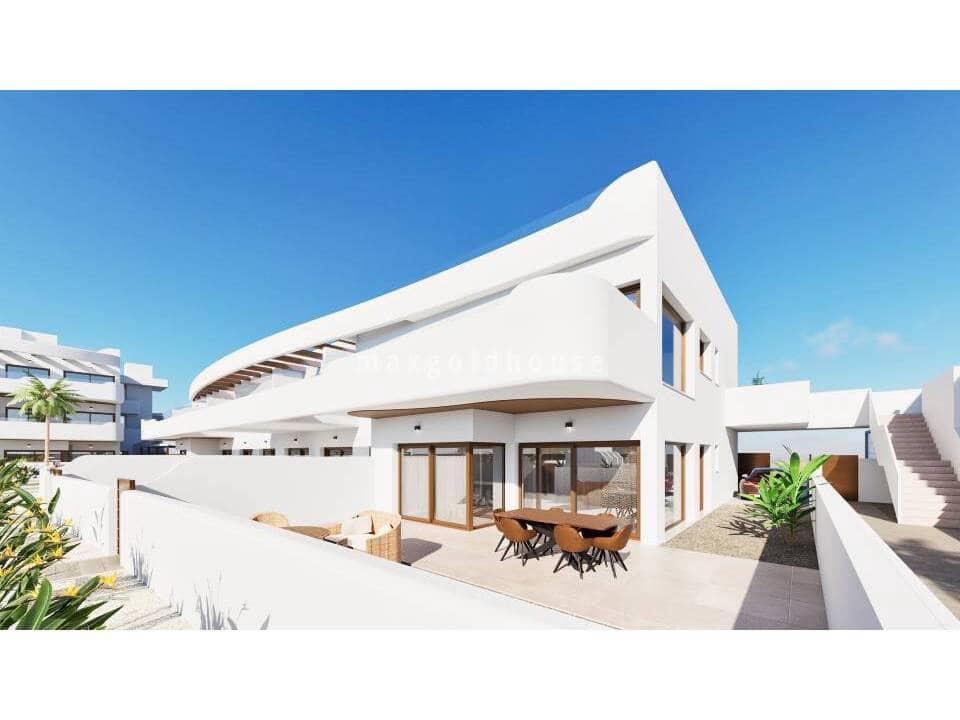 2 slaapkamer Appartement te koop in Los Alcazares met zwembad - € 279.900 (Ref: 10024956)