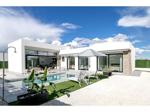 3 makuuhuone Huvila myytävänä paikassa Calasparra mukana uima-altaan - 355 000 € (Ref: 10024964)