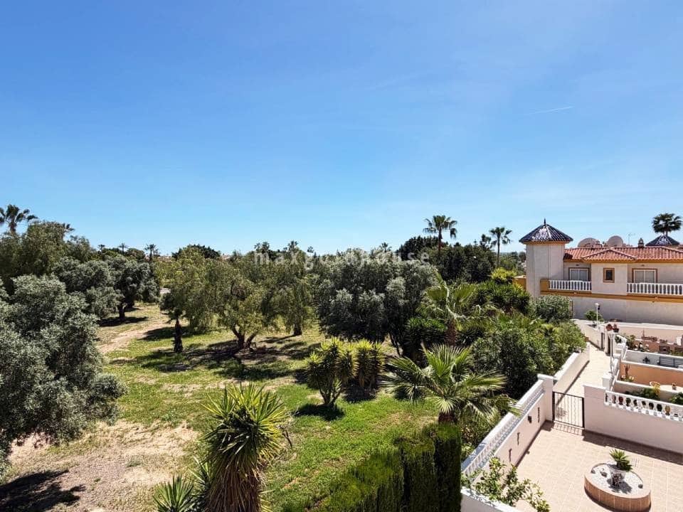4 chambre Villa/Maison à vendre à Dona Pepa avec piscine - 420 000 € (Ref: 10024966)
