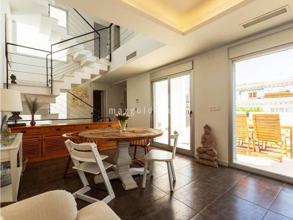 5 soverom Hus til salgs i Aguas Nuevas med svømmebasseng - € 480 000 (Ref: 10026004)