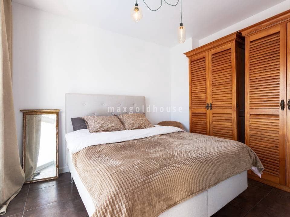 5 soverom Hus til salgs i Aguas Nuevas med svømmebasseng - € 480 000 (Ref: 10026004)