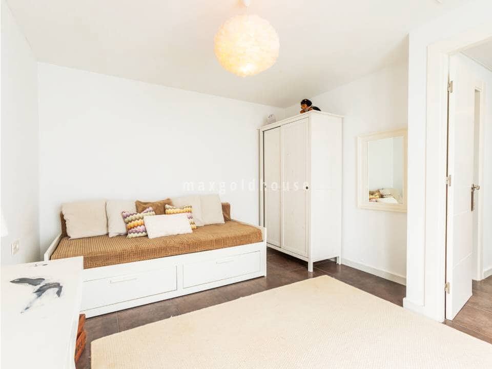 5 soverom Hus til salgs i Aguas Nuevas med svømmebasseng - € 480 000 (Ref: 10026004)