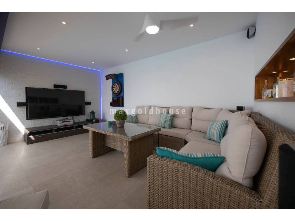 4 sypialnia Willa na sprzedaż w Avileses z basenem - 1 350 000 € (Ref: 10029885)