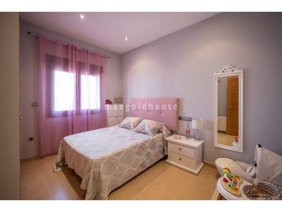 4 sypialnia Willa na sprzedaż w Avileses z basenem - 1 350 000 € (Ref: 10029885)