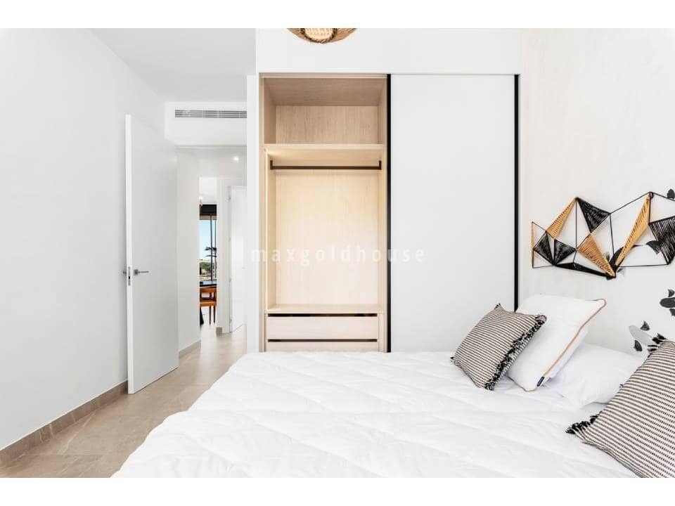 3 Zimmer Apartment zu verkaufen in Benijofar mit Pool - 328.000 € (Ref: 10030917)