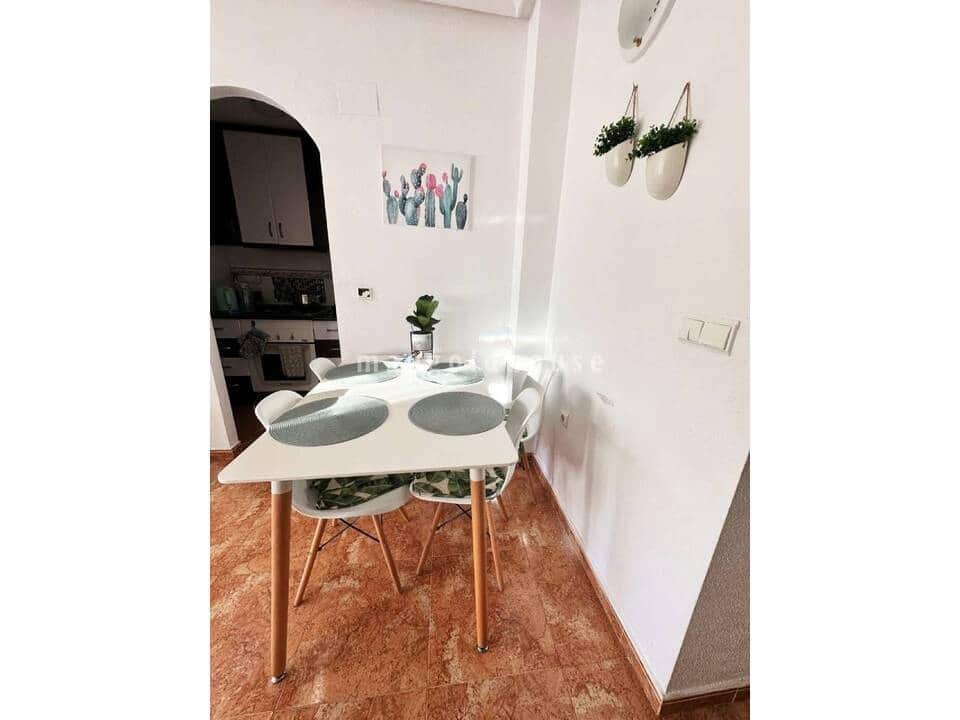 1 sypialnia Apartament na sprzedaż w Torrevieja z basenem - 115 000 € (Ref: 10031337)