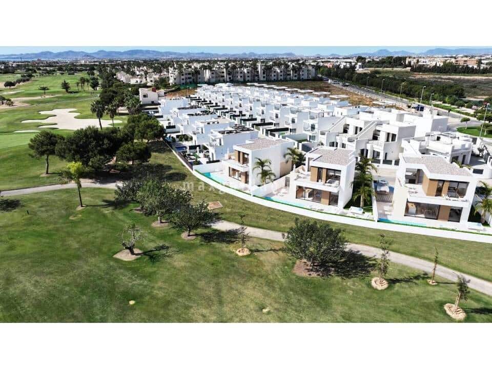 3 quarto Moradia para venda em Los Alcazares com piscina - 799 000 € (Ref: 10032416)