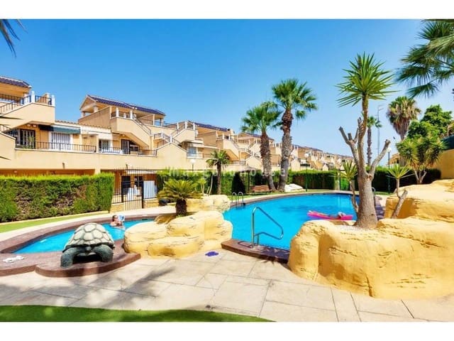 2 soveværelse Lejlighed til salg i Villamartin, Orihuela med swimmingpool - € 169.900 (Ref: 10034339)