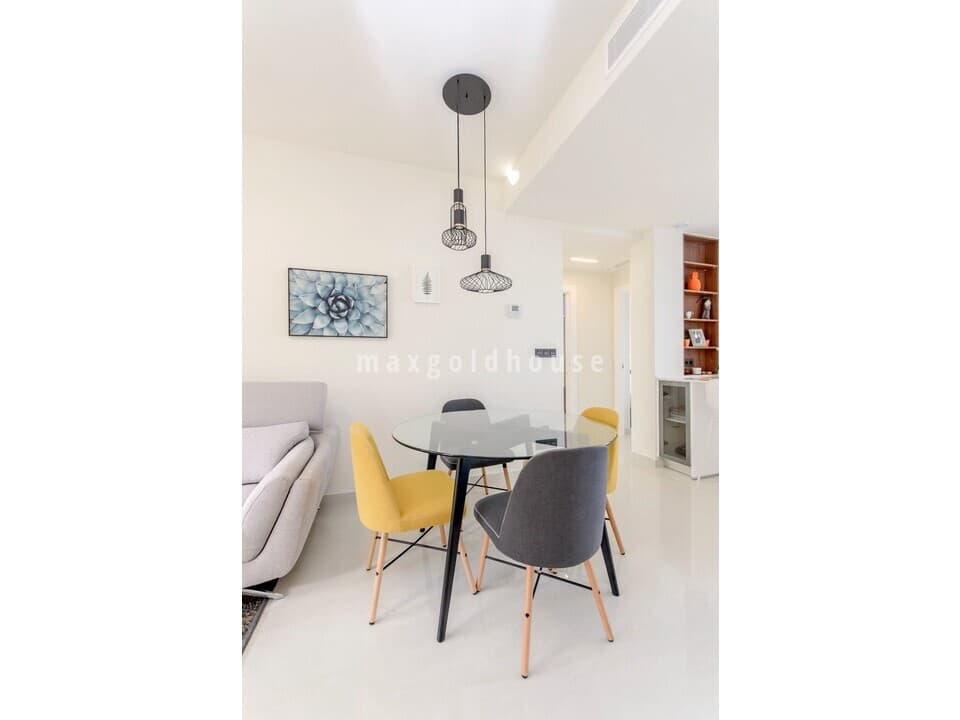 2 bedroom Apartment for sale in Los Balcones with pool - € 300,000 (Ref: 10034752)