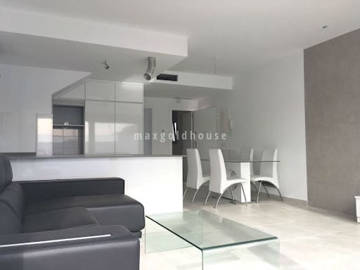 3 soveværelse Villa til salg i Villamartin, Orihuela med swimmingpool - € 549.900 (Ref: 10039403)