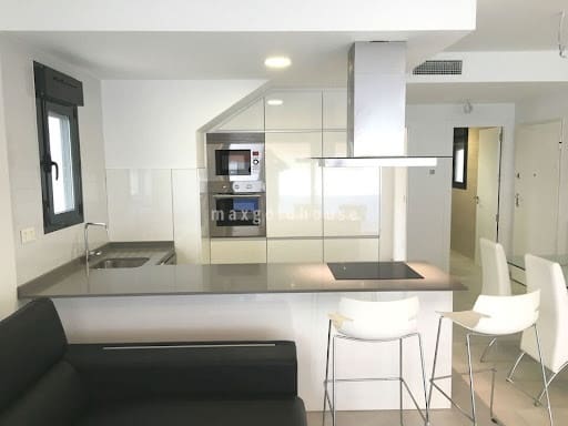 3 bedroom Villa for sale in Villamartin with pool - € 549,900 (Ref: 10039403)