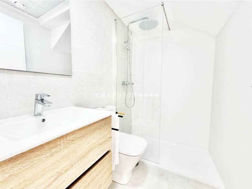 3 camera da letto Villa in vendita in Cox con piscina - 240.000 € (Rif: 10039405)