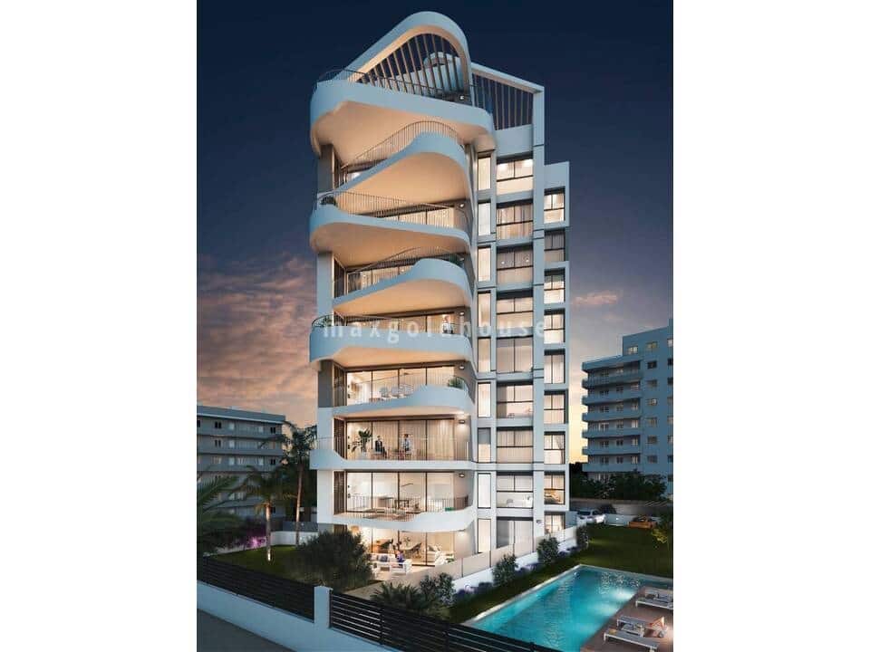 3 bedroom Apartment for sale in Guardamar del Segura with pool - € 750,000 (Ref: 10040201)