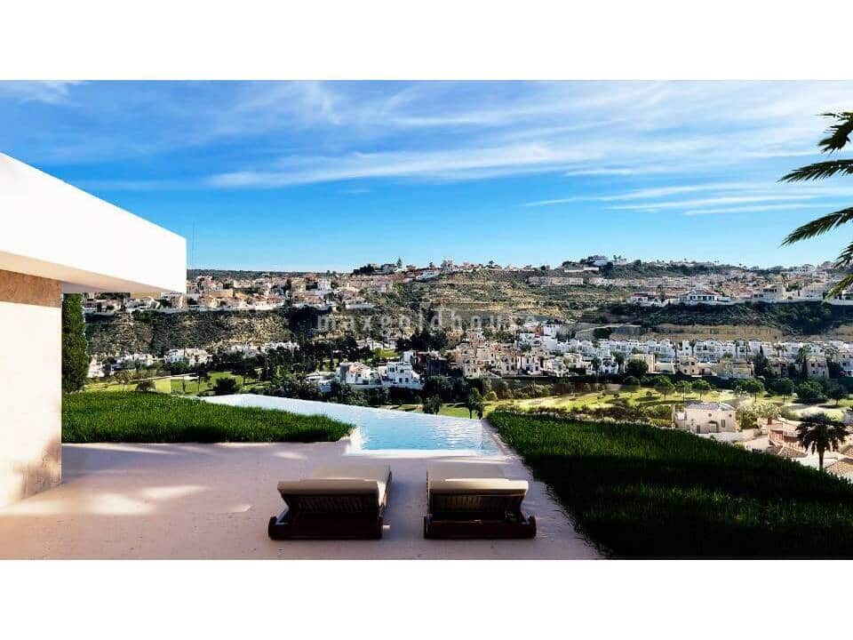 4 bedroom Villa for sale in Rojales with pool - € 1,590,000 (Ref: 10044360)