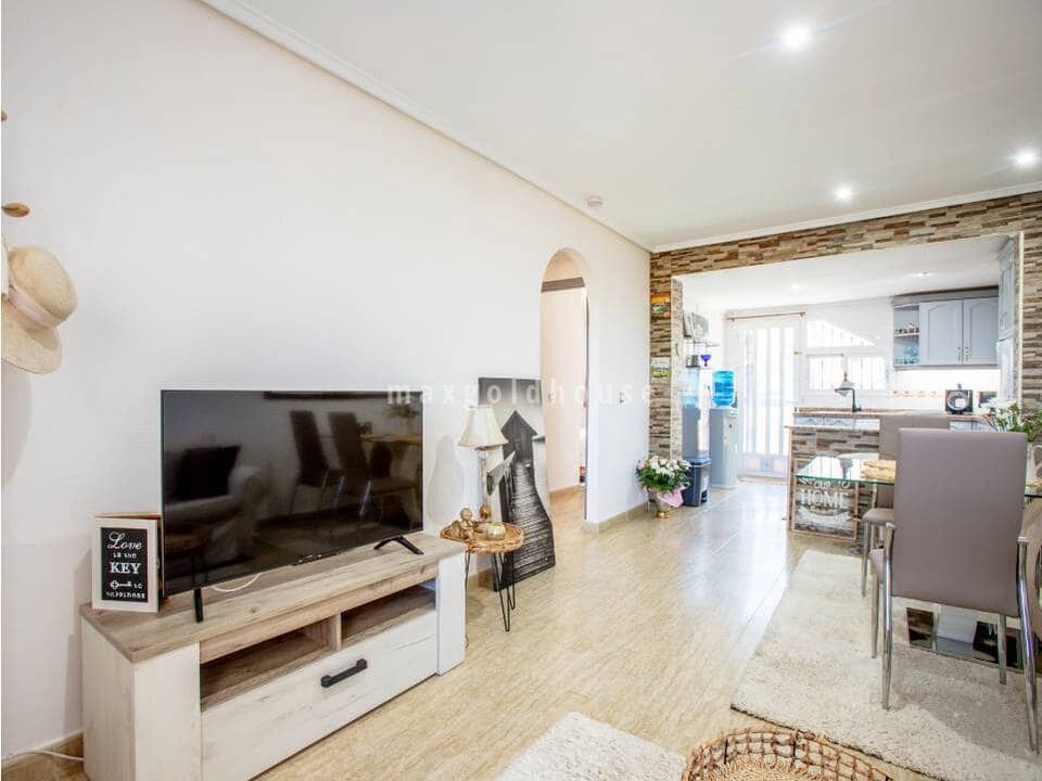 2 sovrum Lägenhet till salu i Villamartin med pool - 199 000 € (Ref: 10060685)