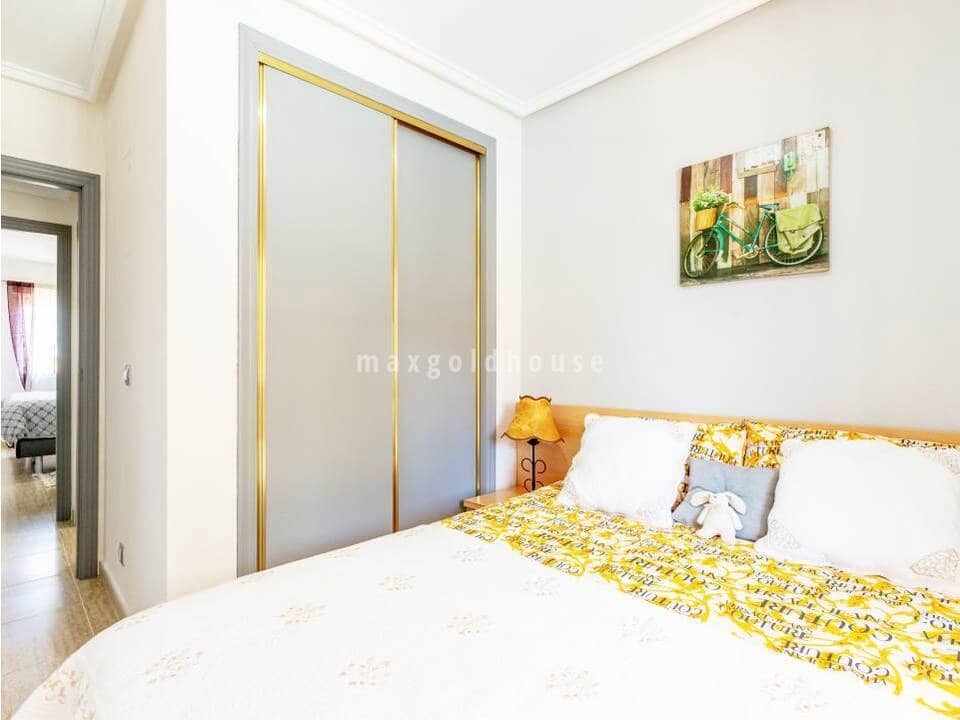2 sovrum Lägenhet till salu i Villamartin med pool - 199 000 € (Ref: 10060685)
