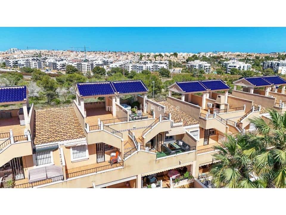 2 sovrum Lägenhet till salu i Villamartin med pool - 199 000 € (Ref: 10060685)