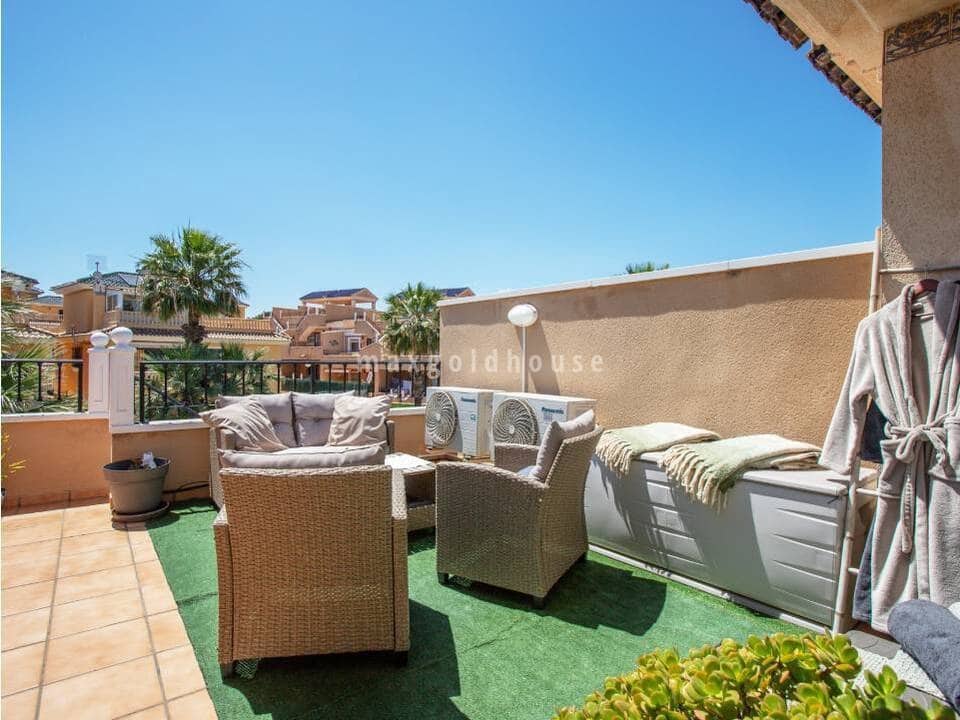 2 sovrum Lägenhet till salu i Villamartin med pool - 199 000 € (Ref: 10060685)