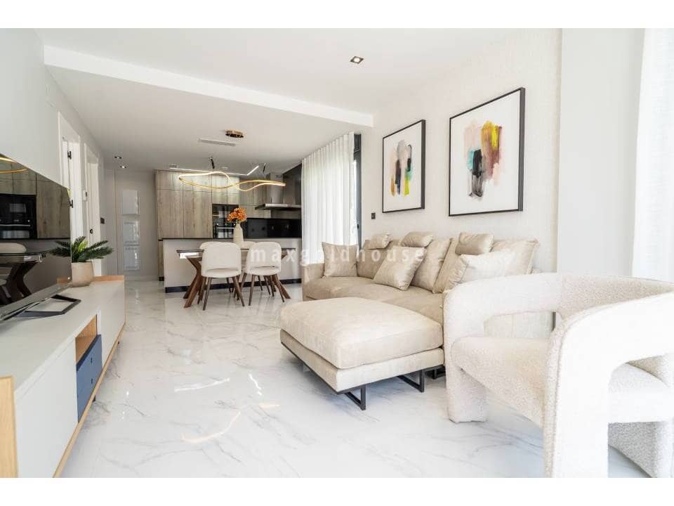 4 Zimmer Villa zu verkaufen in Orihuela Costa mit Pool - 699.900 € (Ref: 10076733)