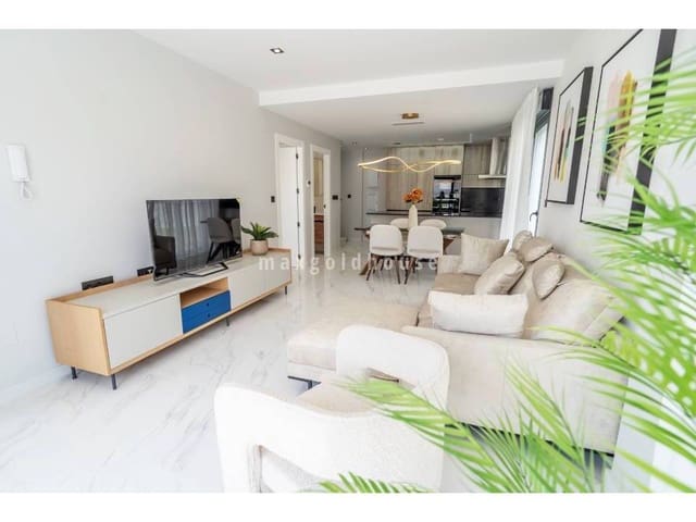 4 Zimmer Villa zu verkaufen in Punta Prima, Orihuela mit Pool - 699.900 € (Ref: 10076733)