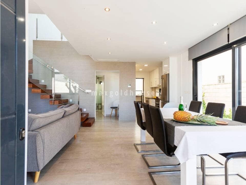 3 soverom Villa til salgs i Dona Pepa med svømmebasseng garasje - € 389 000 (Ref: 10081597)