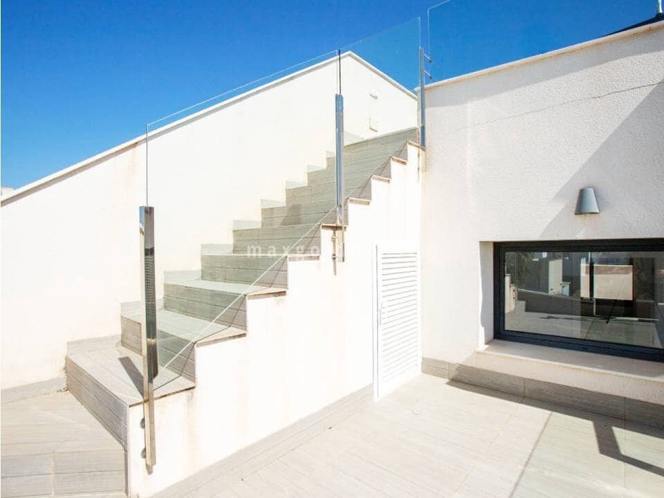 3 soverom Villa til salgs i Dona Pepa med svømmebasseng garasje - € 389 000 (Ref: 10081597)
