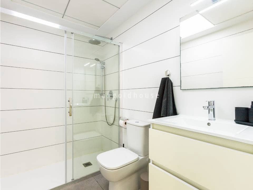 2 slaapkamer Appartement te koop in Villamartin met zwembad - € 298.000 (Ref: 10082026)