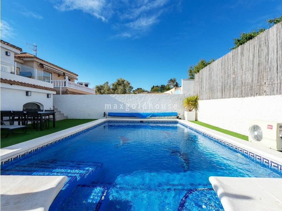 5 sovrum Villa till salu i Los Balcones med pool - 549 000 € (Ref: 10085069)
