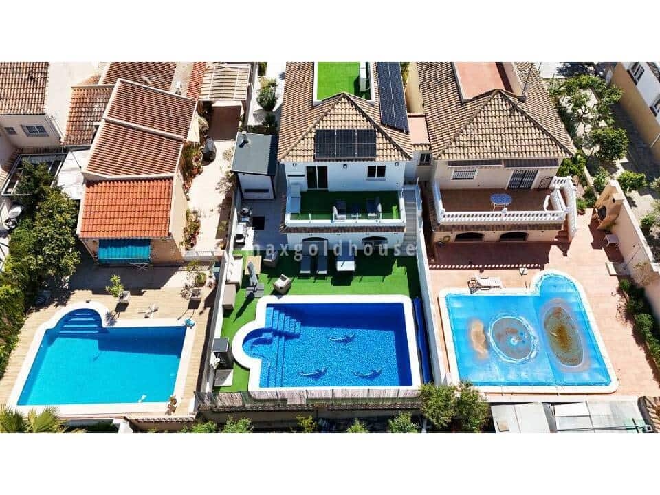 5 sovrum Villa till salu i Los Balcones med pool - 549 000 € (Ref: 10085069)
