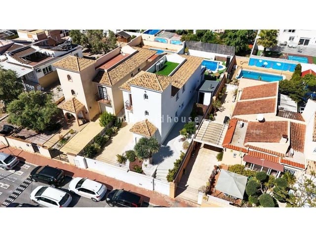 5 sovrum Villa till salu i Los Balcones med pool - 549 000 € (Ref: 10085069)
