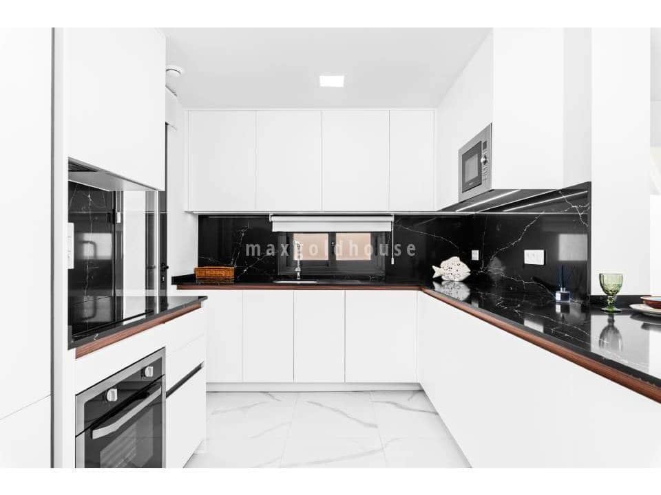 2 quarto Apartamento para venda em San Miguel de Salinas com piscina - 339 000 € (Ref: 10085331)