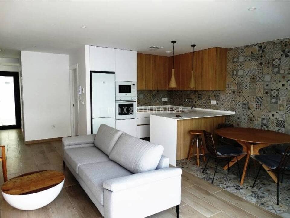 3 slaapkamer Villa te koop in Pilar de la Horadada met zwembad garage - € 425.000 (Ref: 10111222)