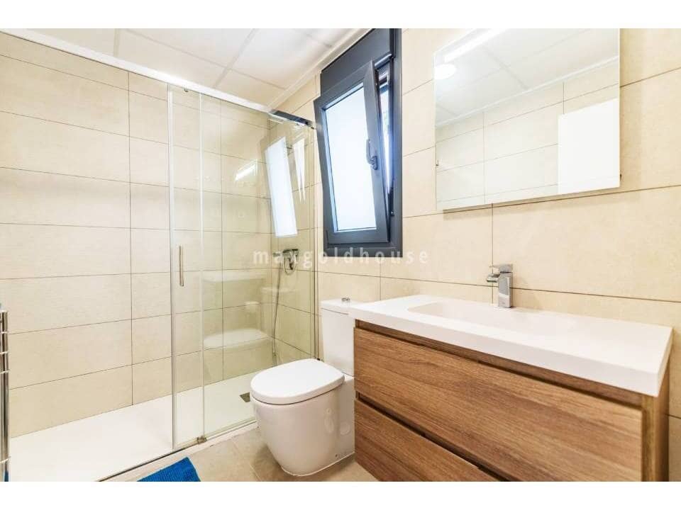 3 quarto Moradia para venda em Torre de la Horadada com piscina garagem - 598 000 € (Ref: 10116032)