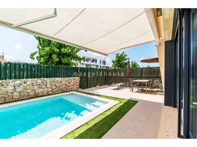 3 quarto Moradia para venda em Torre de la Horadada, Pilar de la Horadada com piscina garagem - 598 000 € (Ref: 10116032)