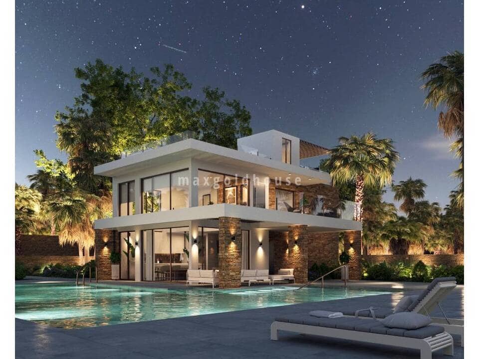 3 bedroom Villa for sale in La Manga del Mar Menor with pool garage - € 795,000 (Ref: 10135296)