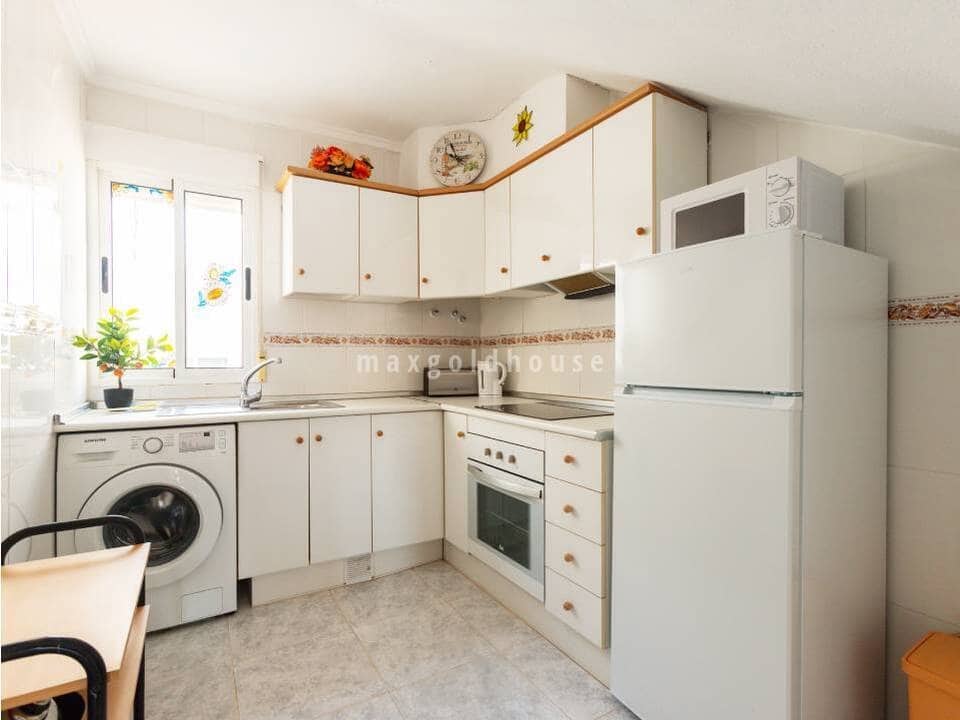 3 bedroom Apartment for sale in La Florida with pool - € 179,000 (Ref: 10158131)