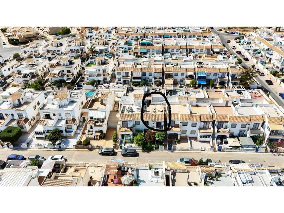 3 bedroom Apartment for sale in La Florida with pool - € 179,000 (Ref: 10158131)