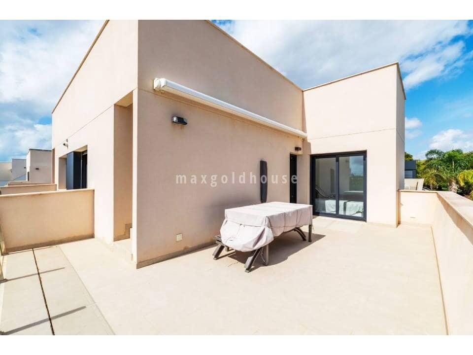 3 slaapkamer Villa te koop in Torre de la Horadada met zwembad garage - € 598.000 (Ref: 10170266)