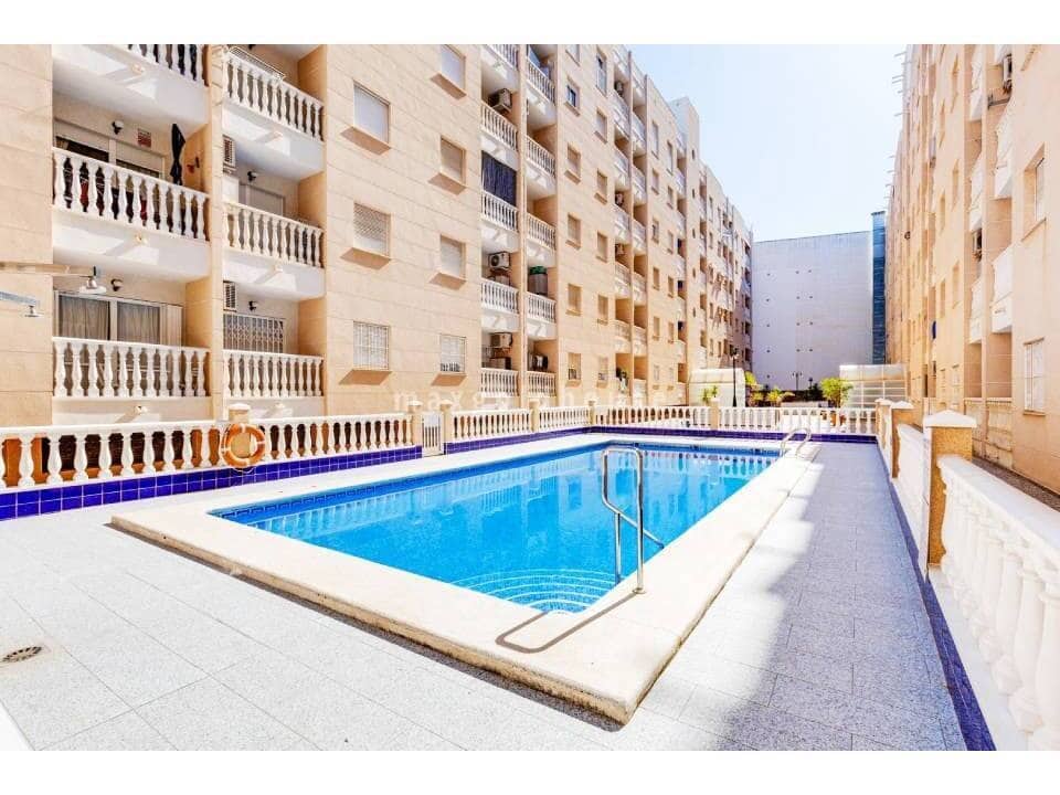 2 camera da letto Appartamento in vendita in Torrevieja con piscina - 139.900 € (Rif: 10174815)