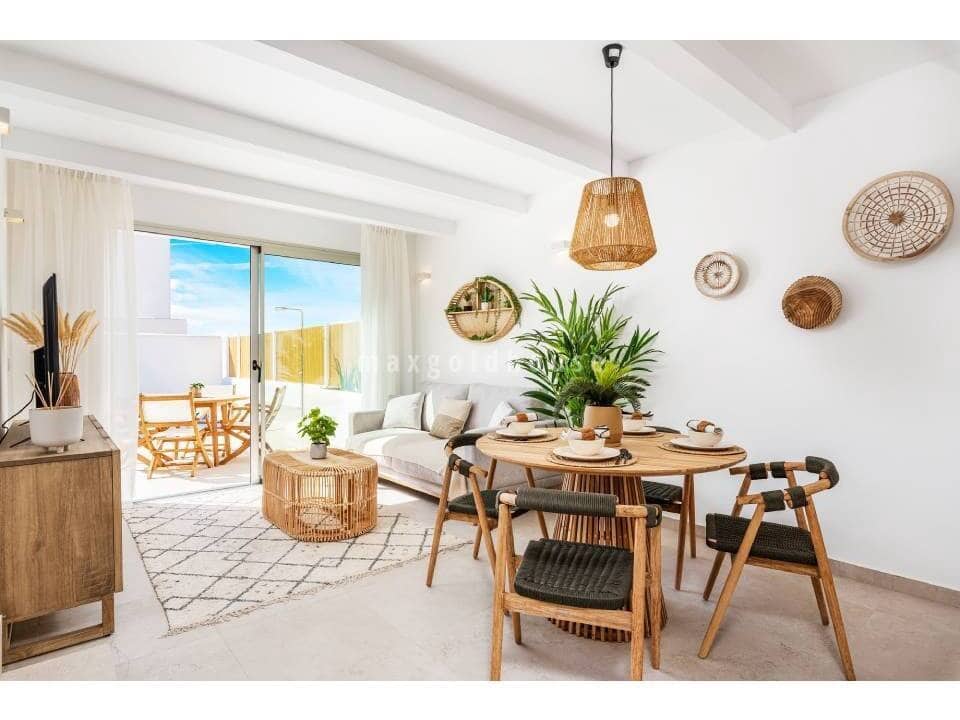 3 soverom Villa til salgs i Los Alcazares med svømmebasseng - € 399 900 (Ref: 7737469)