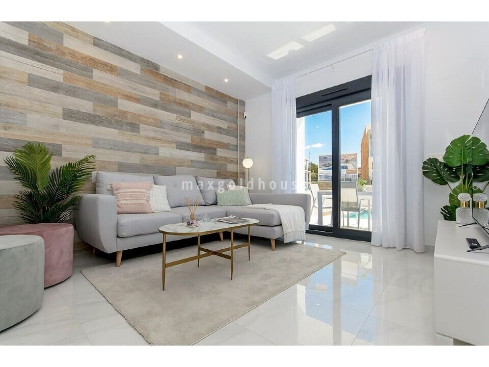 3 chambre Villa/Maison à vendre à Los Montesinos avec piscine - 395 000 € (Ref: 8090843)