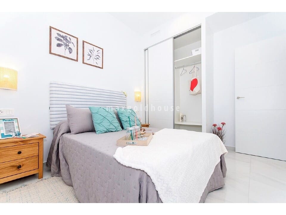 3 chambre Villa/Maison à vendre à Los Montesinos avec piscine - 395 000 € (Ref: 8090843)