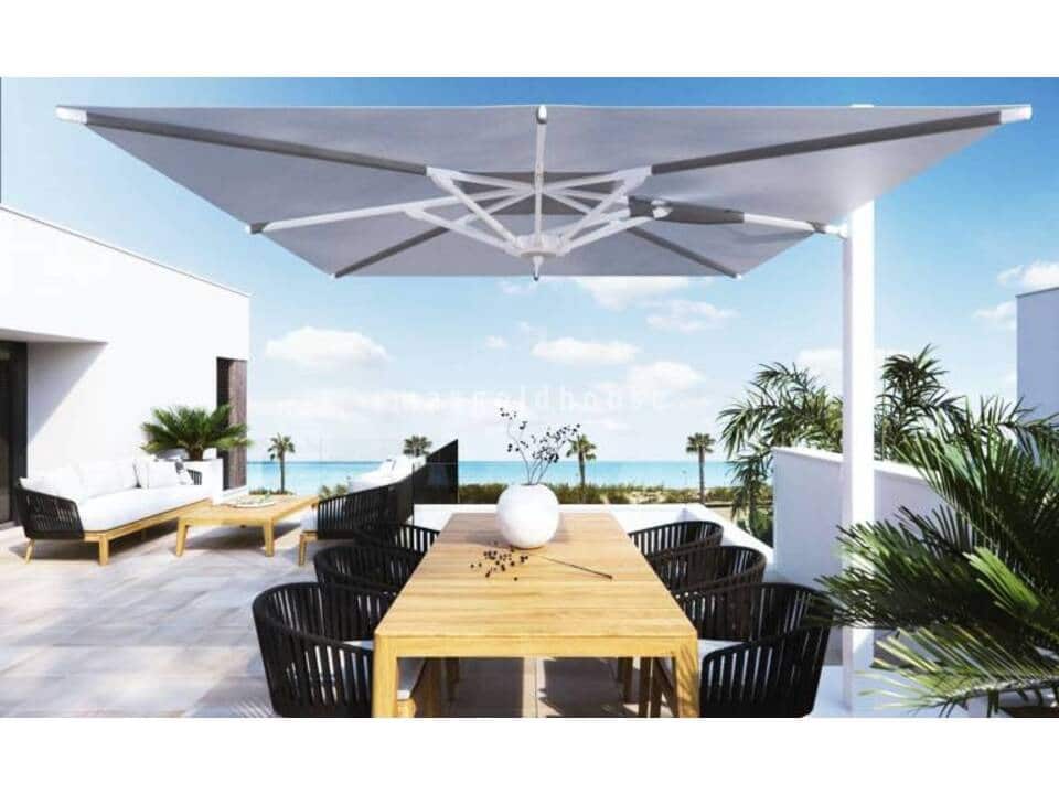 Chalet de 3 habitaciones en Torre de la Horadada en venta con piscina - 1.895.000 € (Ref: 8217544)