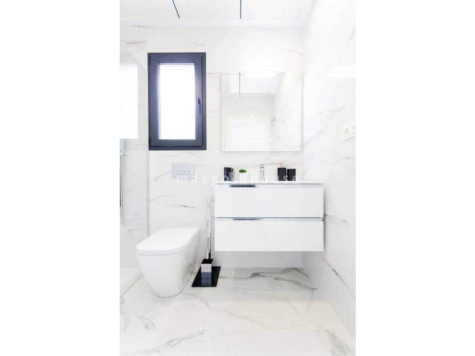 3 sypialnia Willa na sprzedaż w La Torreta z basenem - 424 000 € (Ref: 8337401)
