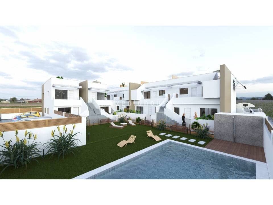 2 bedroom Apartment for sale in Pilar de la Horadada with pool - € 269,900 (Ref: 8699232)