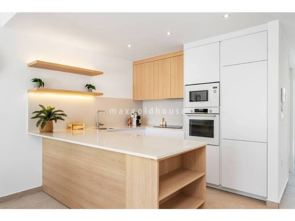 3 slaapkamer Villa te koop in Los Alcazares met zwembad - € 399.900 (Ref: 8699235)