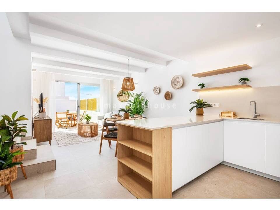 3 slaapkamer Villa te koop in Los Alcazares met zwembad - € 399.900 (Ref: 8699235)