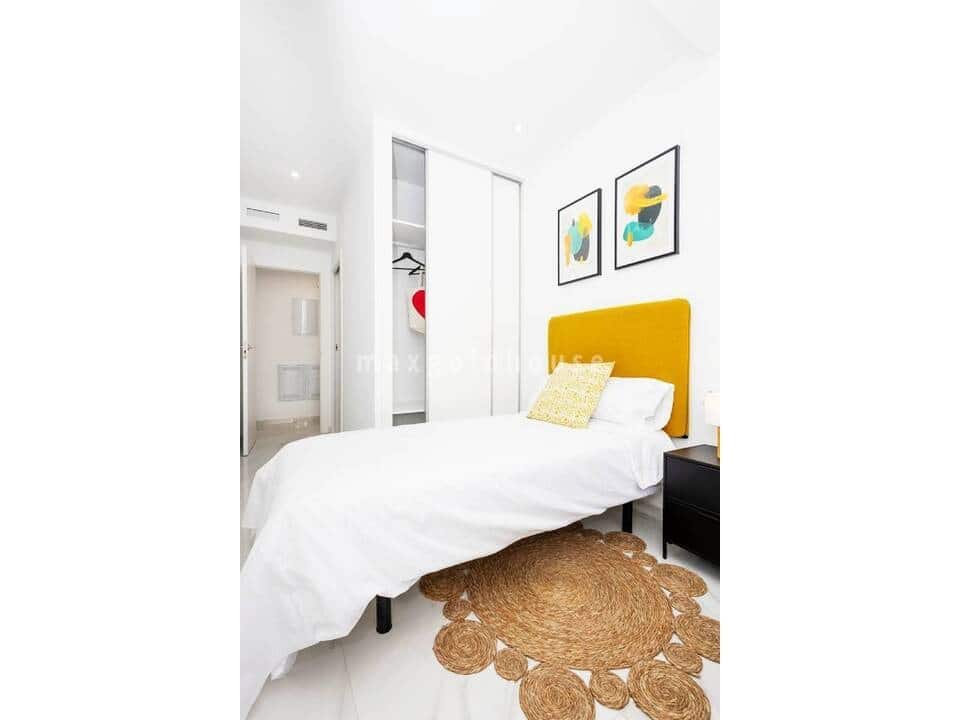 2 bedroom Apartment for sale in Jacarilla - € 139,000 (Ref: 8736953)