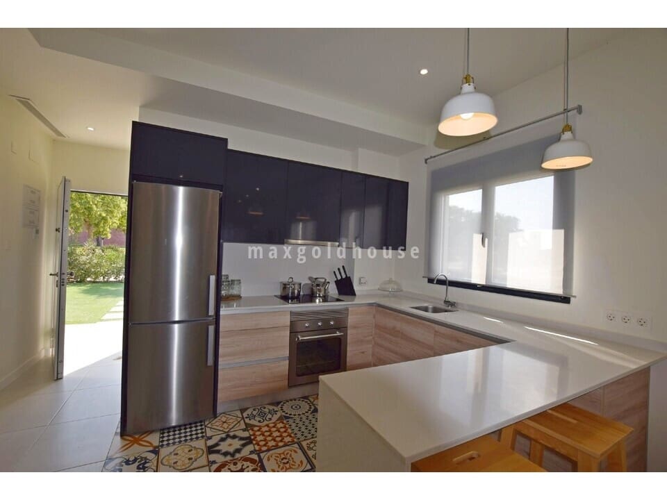 2 soveværelse Lejlighed til salg i Condado de Alhama med swimmingpool - € 225.000 (Ref: 8987621)